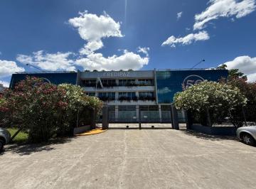 Local comercial , Ituzaingó · Local Comercial de 440 m² en Alquiler en Villa Udaondo