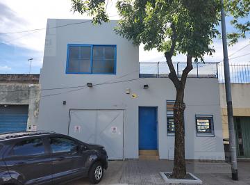 Depósito · 70m² · Oficina Completamente Equipada y Amueblada en Mataderos