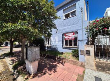 PH de 7 ambientes, Córdoba · Dúplex en Venta en Barrio Ayacucho | 4 Dorm. | Patio y Cochera | Martínez de Tineo 159