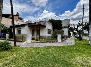 Casa · 130m² · 3 Ambientes · 1 Cochera · Venta Casa en Palomar