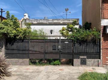 Casa de 4 ambientes, Lanús · Casa Buen Estado