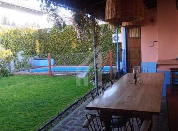 Casa · 150m² · 5 Ambientes · Casa Chalet en Alq. Temporario en Martínez, San Isidro, G. B. a. Zona Norte