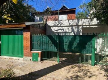 Casa · 183m² · 5 Ambientes · 3 Cocheras · Casa de 5 Ambientes en Venta en Villa Morra