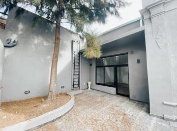 Casa · 160m² · 5 Ambientes · Casa - Rosario