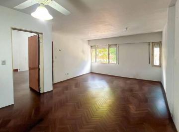 Imagen 1 - Departamendo de dos dormitorios con cocina separada y lavadero independiente. Excelente estado. - · Departamendo de Dos Dorm. con Cocina Separada y Lavadero Independiente. Excelente Estado.