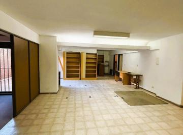 Oficina comercial · 160m² · 8 Ambientes · Colon 1327