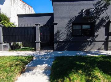 Casa · 85m² · 3 Ambientes · Casa en Venta en Beccar, San Isidro, G. B. a. Zona Norte