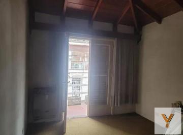 Casa · 160m² · 4 Ambientes · 2 Cocheras · Casa en Venta - 3 Dorm. 2 Baños - Cochera - 160 m² - Avellaneda