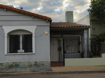 Casa · 119m² · 4 Ambientes · Casa 5 Amb, 3 Dorm., Patio. Financiación del 30%.
