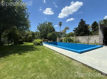 Casa · 68m² · 2 Ambientes · 2 Cocheras · Casa Quinta en Venta en Merlo. Oportunidad