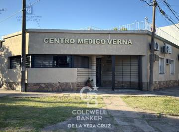 Local comercial · 210m² · 9 Ambientes · Clinica con Consultorios, Gabinetes de Kinesiologia y Laboratorio en Maria Selva