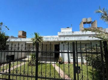 Casa de 6 ambientes, Córdoba · Venta Los Naranjos Casa