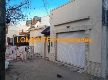 Casa de 4 ambientes, Lanús · Dos Locales y Dos Viviendas y Fondo Libre, en Venta en Lanús Oeste.