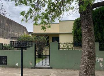 Casa de 3 ambientes, Lanús · Casa de 3 Ambientes - Apta Credito - Escucha Ofertas