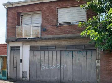 Casa de 2 ambientes, Lanús · Casa - Muy Buen Estado y Ubicacion - Escucha Ofertas