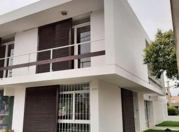 Casa de 8 ambientes, Córdoba · Alquiler Casa Octavio Pinto, 5 Dorm.