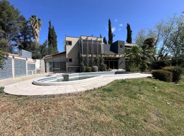 Casa de 9 ambientes, La Puntilla · Vende Casa - La Puntilla, Luján de Cuyo, Mendoza.
