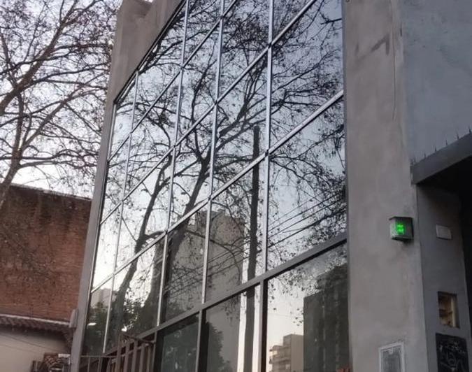 Local comercial · 1150m² · 30 Ambientes