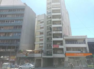 Departamento de 2 ambientes, Avellaneda · Departamento Dos Ambientes con Patio y Cochera