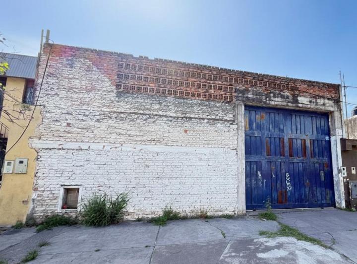 Bodega-Galpón · 155m² · 4 Ambientes