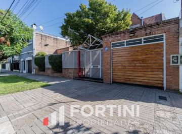 Casa · 350m² · 9 Ambientes · 3 Cocheras · Venta Casa Chalet Villa Ballester
