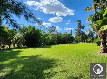Terreno · 1046m² · 8 Ambientes · 1 Cochera · Terreno 1046,40 m² San Eduardo Fisherton Rosario
