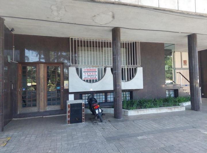 Departamento · 123m² · 6 Ambientes · 1 Cochera