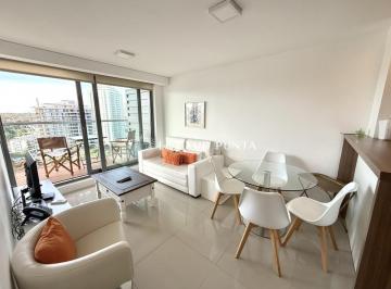 Foto1 · Brava, Piso Alto de 1 Dormitorio y Medio