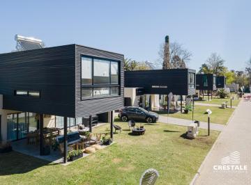 Casa · 130m² · 3 Ambientes · 2 Cocheras · Venta Casa 2 Dorm. Condo Funes