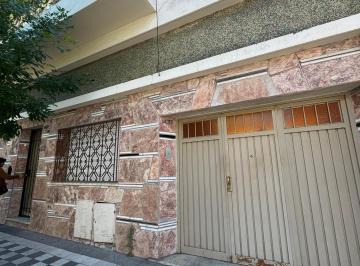 Foto · Venta de Dos PH en Uno en Dos Plantas - Zona Comercial a m. de La Av Alem! La Vemos?