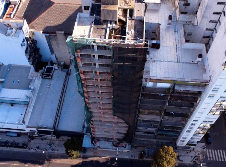 Desarrollo vertical · Torre Adalet