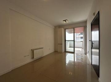 Departamento · 37m² · 2 Ambientes · 1 Cochera · Departamento en Alquiler en Quilmes, G. B. a. Zona Sur