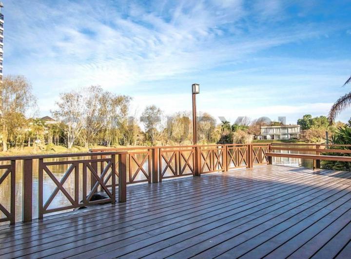 Casa · 389m² · 6 Ambientes