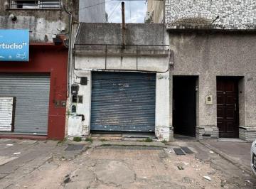 Local comercial , Lanús · Local en Venta o Alquiler Excelente Ubicacion Lanus Este