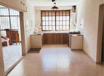 PH · 92m² · 3 Ambientes · 2 Cocheras · PH Tipo Casa con Garaje