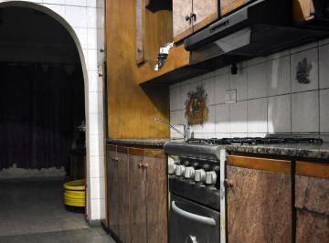 Casa · 150ha · 3 Ambientes · 2 Cocheras · En Venta Casa de 3 Ambientes con Pileta y Departamento de 2 Ambientes