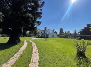 Terreno , Malvinas Argentinas · Lote con 2 Casas y Pileta Venta Tortuguitas Malvinas Argentinas