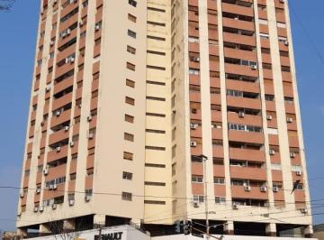 Departamento · 81m² · 4 Ambientes · Depto 4 Ambientes Frente con Cocina Comedor Lavadero y Balcon.