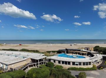 Departamento · 94m² · 3 Ambientes · 1 Cochera · Venta Departamento Mar de Las Pampas Complejo Linda Bay Vista Al Mar