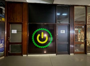 VET-VET-11_2 · Local C/entrepiso Venta Galeria Center Zona Peatonal Floria