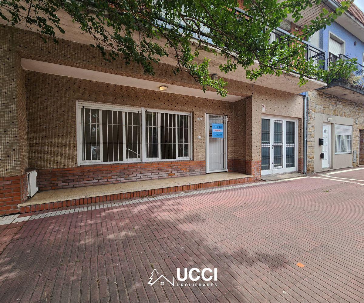 Ph de 3 ambientes al frente con cochera – Barrio Chauvin