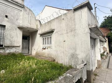 Casa · 175m² · 3 Ambientes · 1 Cochera · Casa Chalet en Venta en Pompeya, Mar del Plata, General Pueyrredón