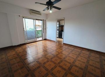 Departamento de 2 ambientes, Villa Urquiza · 2 Amb con Balcon