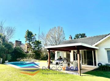 Casa · 210m² · 5 Ambientes · 1 Cochera · Casa en Venta en Country San Diego Moreno