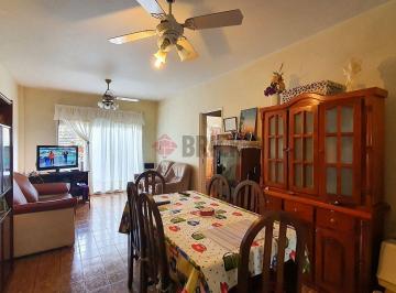 Departamento · 58m² · 3 Ambientes · Semip en Aranguren Al 1200 - Frente Impecable Balcon Todo Sol Espectacular Living