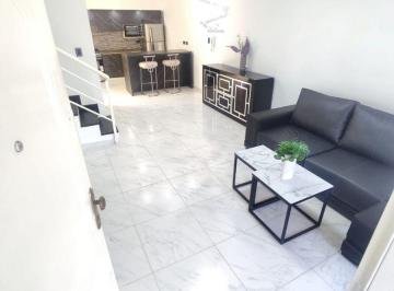 Casa de 4 ambientes, La Matanza · Duplex en Venta 4 Ambientes Impecable Cochera Patio Ramos Mejia