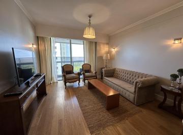 Departamento · 74m² · 2 Ambientes · 1 Cochera · Alvear Icon. Exclusiva Residencia. Vista y Equipamiento Insuperable. Ideal Altos Ejecutivos y Embaja