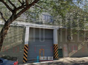 Bodega-Galpón , Avellaneda · Venta Galpon de 800 m² en Wilde.