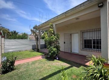 PH de 2 ambientes, Quilmes · Alquiler PH Al Frente 2 Ambientes (Para 1 Sola Persona)