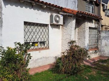 Casa de 5 ambientes, Malvinas Argentinas · Dos Departamentos en Venta a Reciclar. Los Polvorines!